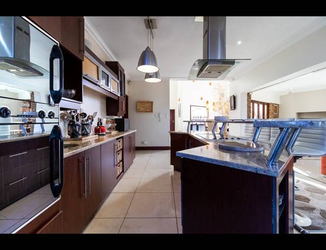 5 BEDROOM HOUSE FOR SALE IN MEYERSDAL